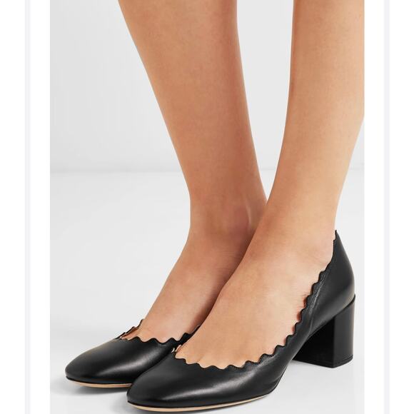 CHLOE 'Lauren' Women's 40 / US 10 Scalloped Heel Pump Black Leather Designer - Picture 3 of 10